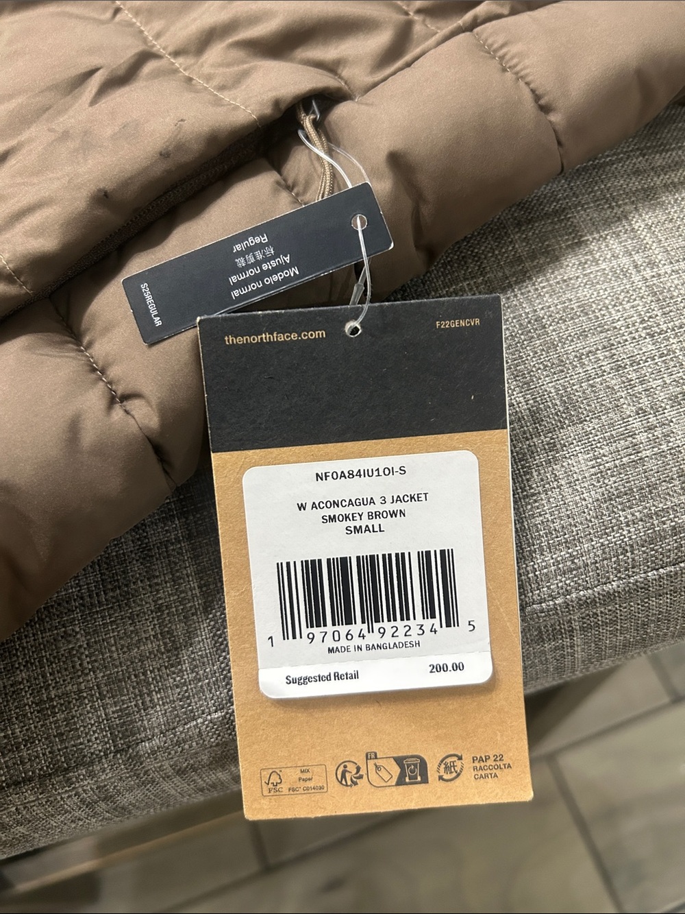 The North Face Women's Aconcagua 3 jacket - Picture 8 of 8